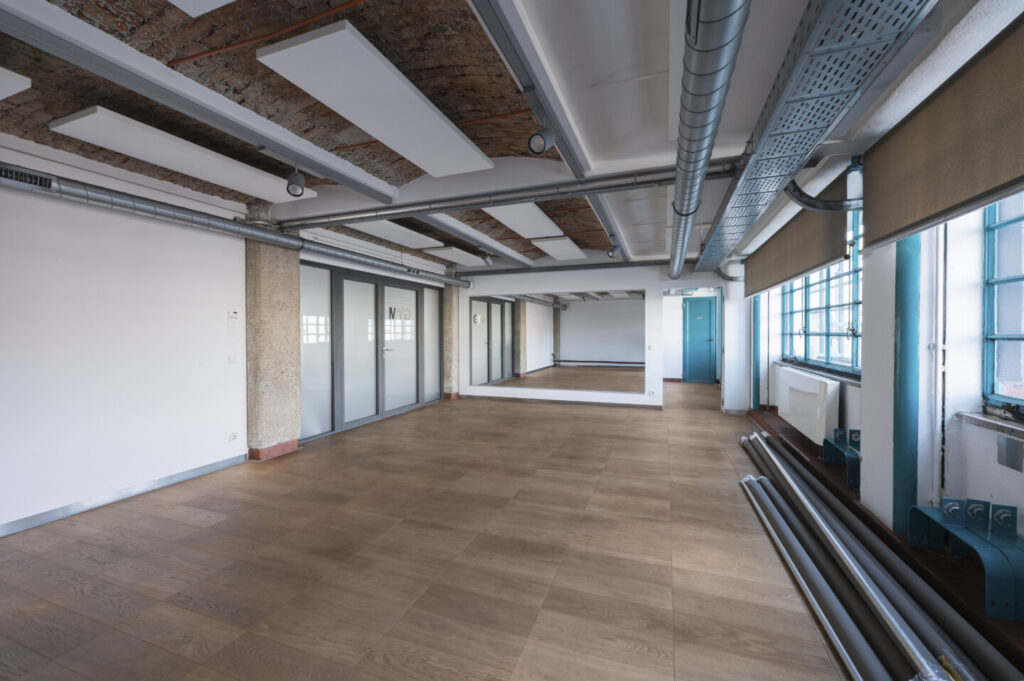 Lichtdurchflutetes Büro mit Industriecharme und moderner Ausstattung 43m2 in der Tabakfabrik Linz, Ausrichtung Nord